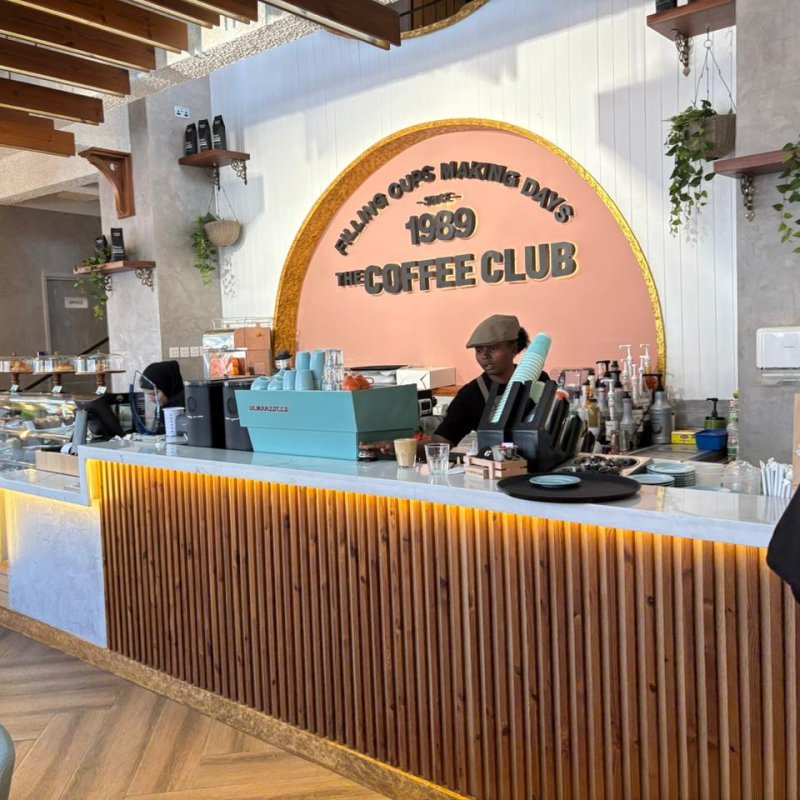 COFFEE CLUB